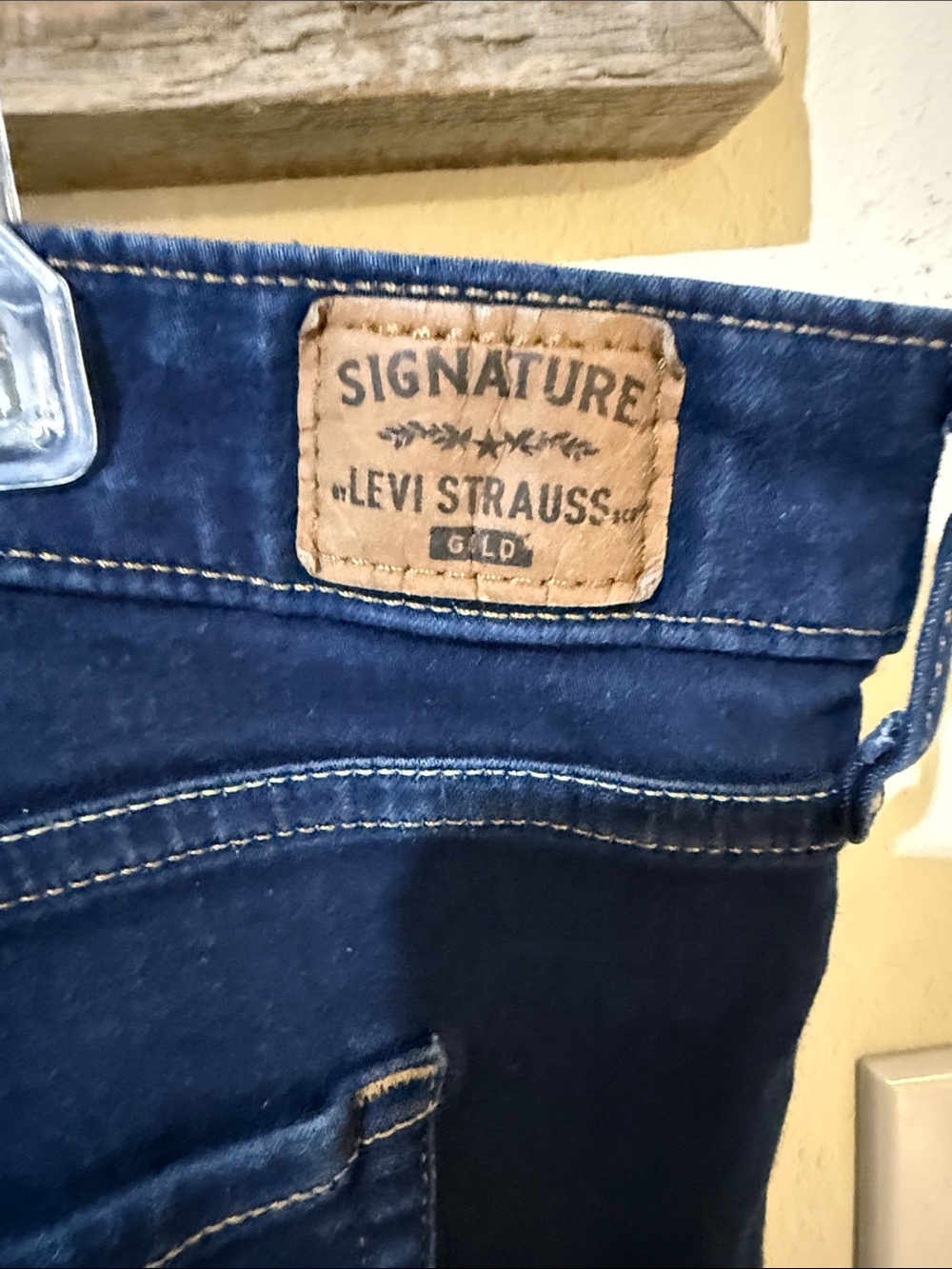 Signature by Levi Strauss Dark Wash Skinny Mid Rise Jeans 22S - Picture 6 of 10